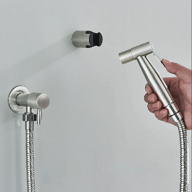 Naya Vault | Toilet-Bidet-Sprayer | Hygienic Cleaning | Convenient and Easy