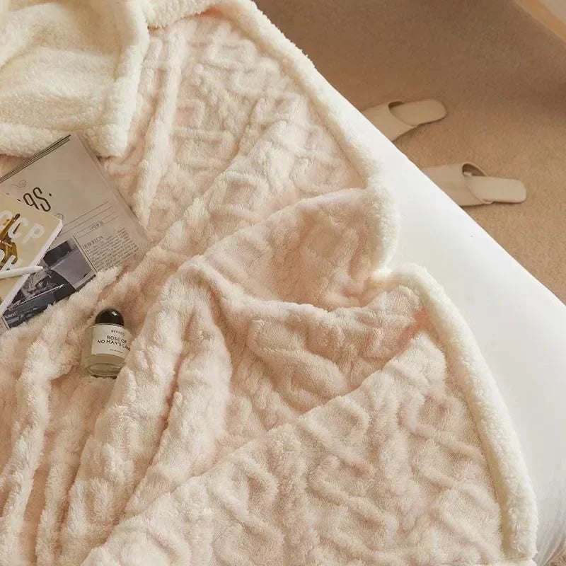 BowLift | Thick Winter Lambswool Blanket - WarmWool
