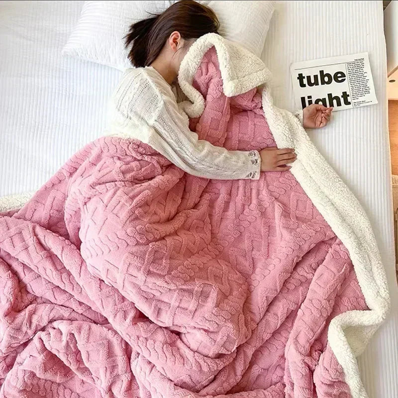 BowLift | Thick Winter Lambswool Blanket - WarmWool