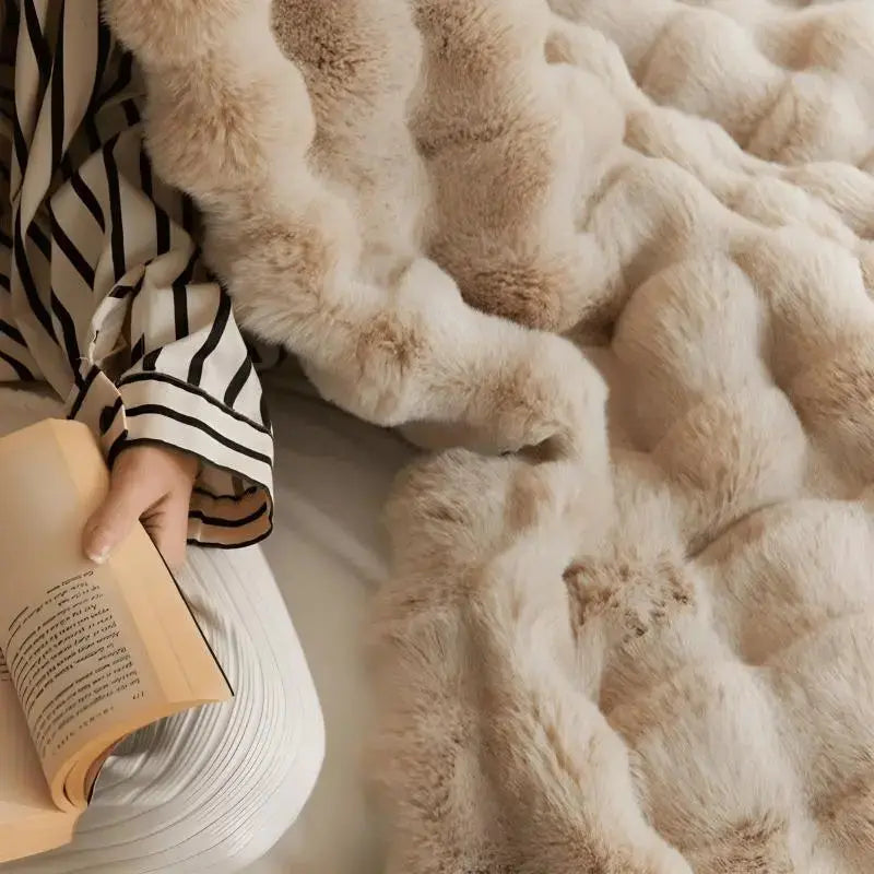 BowLift | Warming Blanket - warm blanket for winter - sofa