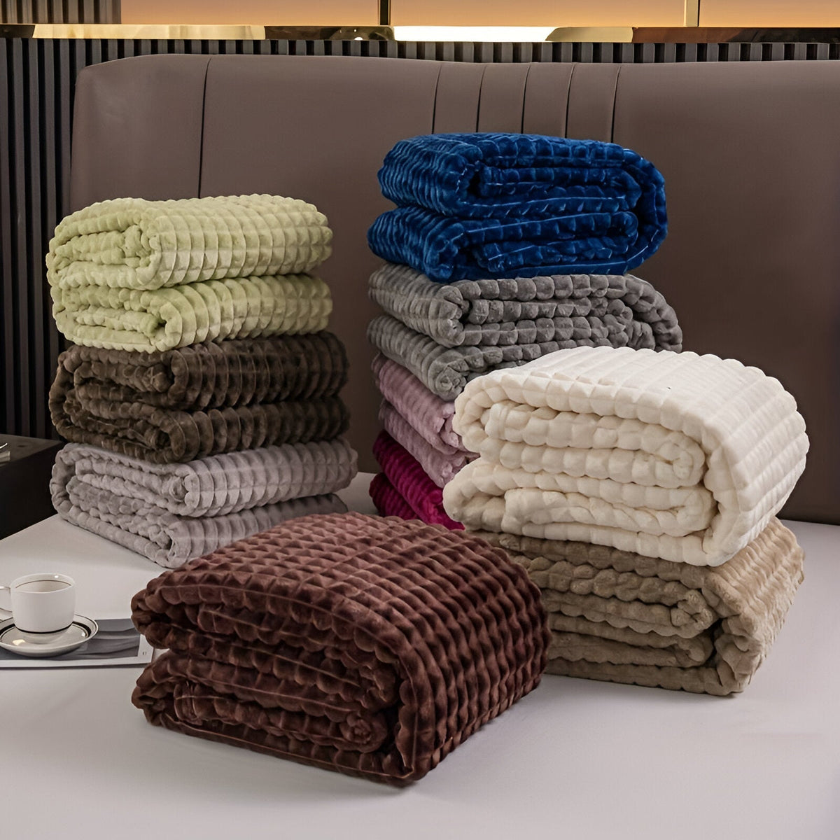 BowLift | EliteWave Plaid - Ultrafluffy structured coral fleece blanket