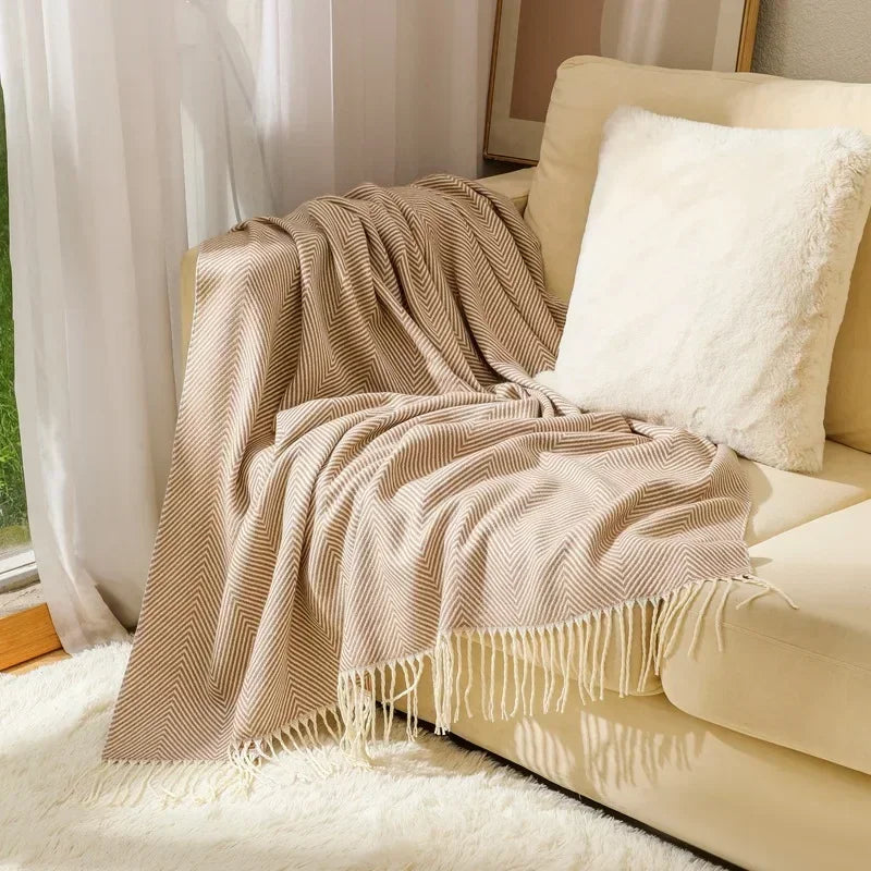 Naya Vault | Nordic Stripe Throw Sofa Blanket