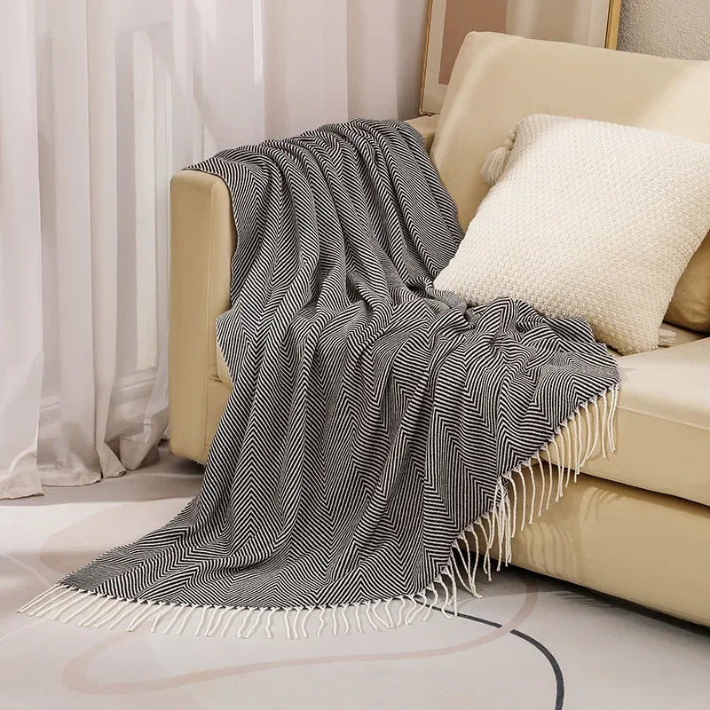 Naya Vault | Nordic Stripe Throw Sofa Blanket