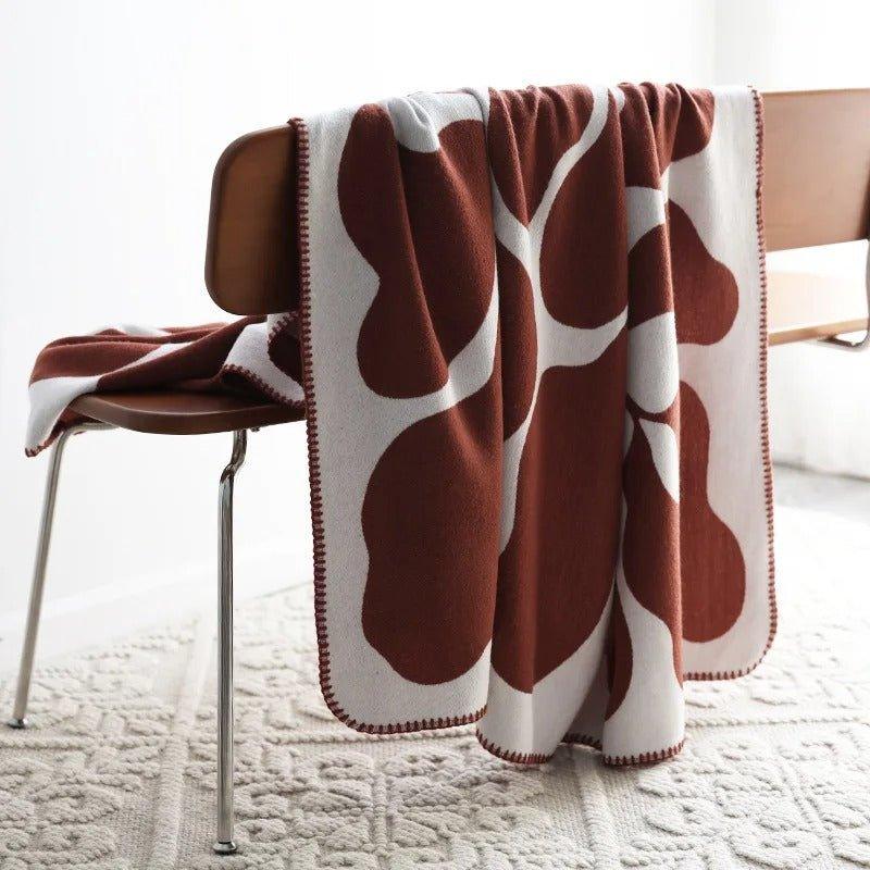 BowLift | Modern, Abstract Throw Blanket in Bohemian Style – Nordic Style Blanket, Bedspread, Coverlet